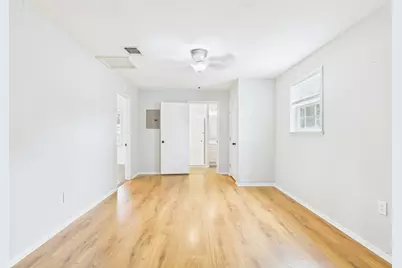 207 Skylark, Fredericksburg, TX 78624 - Photo 16