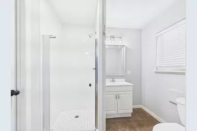 207 Skylark, Fredericksburg, TX 78624 - Photo 14