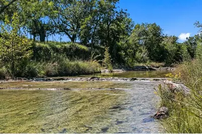 440 Chimney Valley Rd, Blanco, TX 78606 - Photo 6