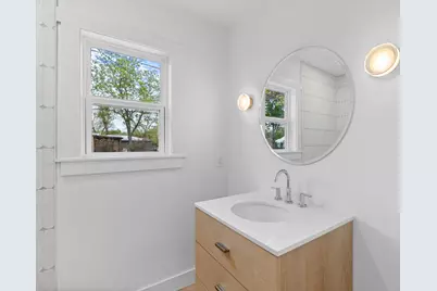 114 W Morse St, Fredericksburg, TX 78624 - Photo 24