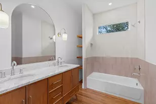 114 W Morse St, Fredericksburg, TX 78624 - Photo 22