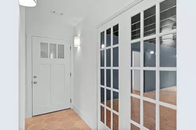 114 W Morse St, Fredericksburg, TX 78624 - Photo 10