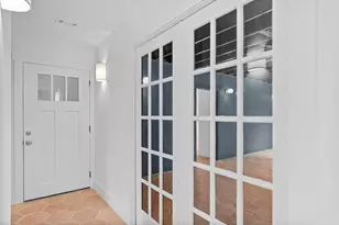 114 W Morse St, Fredericksburg, TX 78624 - Photo 10