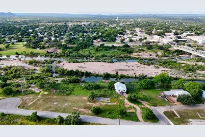 002 Walden Way, Llano, TX 78643 - Photo 14