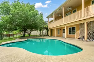 2306 Summit Forest, Fredericksburg, TX 78624 - Photo 2