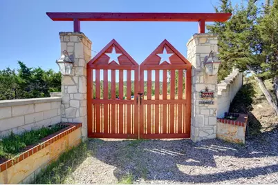 324 E Headwaters Ranch Rd, Spring Branch, TX 78027 - Photo 1