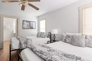 219 W Creek St, Fredericksburg, TX 78624 - Photo 16