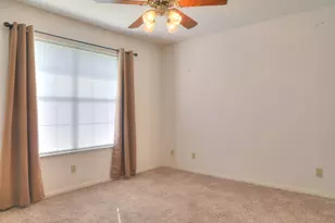 107 W Grothe St, Fredericksburg, TX 78624 - Photo 10