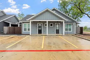 1003 Friendship Ln, Fredericksburg, TX 78624 - Photo 2