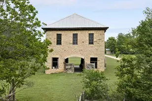 426 E Ranch Rd 962, Round Mountain, TX 78663 - Photo 44