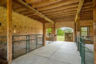 426 E Ranch Rd 962, Round Mountain, TX 78663 - Photo 46