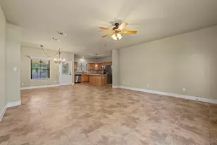 713 Englemann Oak Dr, Fredericksburg, TX 78624 - Photo 4
