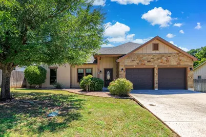 713 Englemann Oak Dr, Fredericksburg, TX 78624 - Photo 1