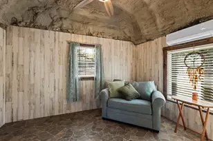 390 Galveston St, Bandera, TX 78003 - Photo 40