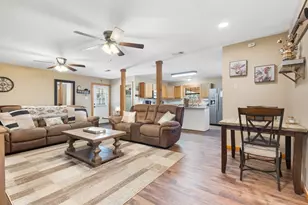222 Spanish Oak Trail, Harper, TX 78631 - Photo 6