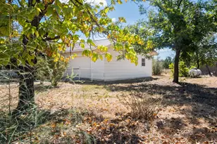 105 Peggy St, Mountain Home, TX 78058 - Photo 34