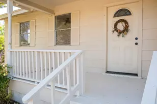 105 Peggy St, Mountain Home, TX 78058 - Photo 6