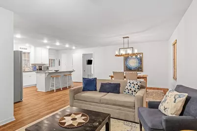 413 W Travis St, Fredericksburg, TX 78624 - Photo 8