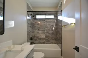 1806 Chateau Ln, Kerrville, TX 78028 - Photo 32