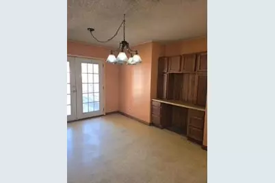 607 N Bowie, Fredericksburg, TX 78624 - Photo 6