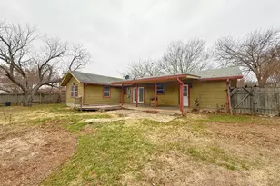 607 N Bowie, Fredericksburg, TX 78624 - Photo 34