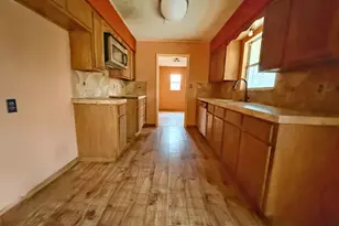 607 N Bowie, Fredericksburg, TX 78624 - Photo 24