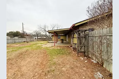 607 N Bowie, Fredericksburg, TX 78624 - Photo 30