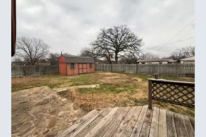 607 N Bowie, Fredericksburg, TX 78624 - Photo 32