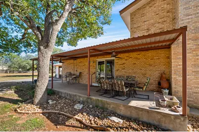 959 S Eagle St, Fredericksburg, TX 78624 - Photo 32