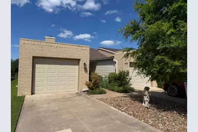 405 Summit Circle, Fredericksburg, TX 78624 - Photo 2