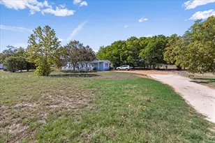 1411 Democrat St, Blanco, TX 78606 - Photo 18