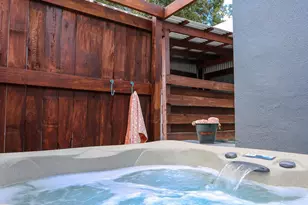 312 W Travis St, Fredericksburg, TX 78624 - Photo 18