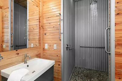 312 W Travis St, Fredericksburg, TX 78624 - Photo 22
