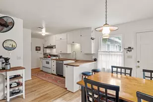 217 W Creek St, Fredericksburg, TX 78624 - Photo 12