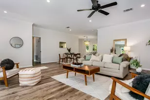 803 N Bowie, Fredericksburg, TX 78624 - Photo 4