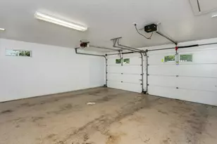 803 N Bowie, Fredericksburg, TX 78624 - Photo 24