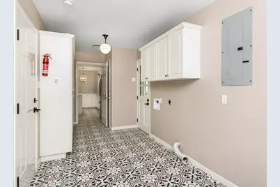 803 N Bowie, Fredericksburg, TX 78624 - Photo 22