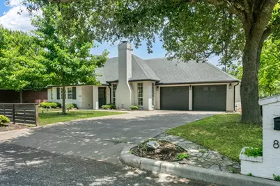 803 N Bowie, Fredericksburg, TX 78624 - Photo 28