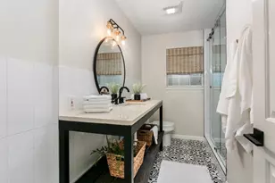 803 N Bowie, Fredericksburg, TX 78624 - Photo 18