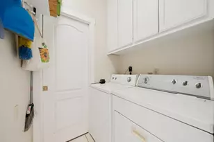 217 W Morse St, Fredericksburg, TX 78624 - Photo 20