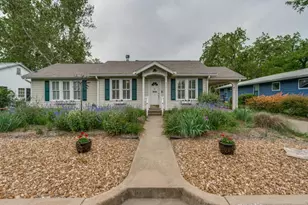 217 W Morse St, Fredericksburg, TX 78624 - Photo 1