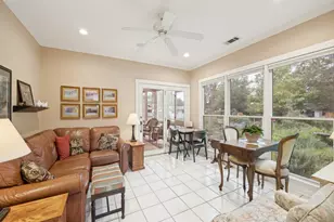 217 W Morse St, Fredericksburg, TX 78624 - Photo 10