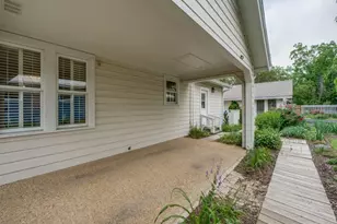 217 W Morse St, Fredericksburg, TX 78624 - Photo 20