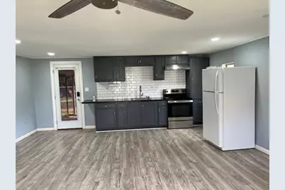 1803 S Pecan St, Brady, TX 76825 - Photo 10