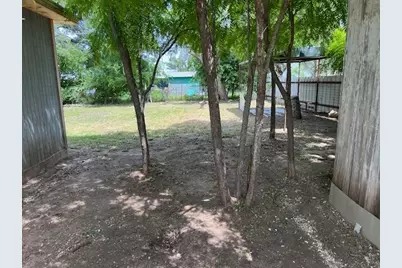 1803 S Pecan St, Brady, TX 76825 - Photo 20