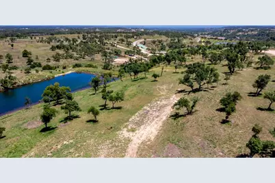 766 Ingram Ln, Fredericksburg, TX 78624 - Photo 1