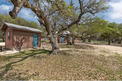 222 Spanish Oak Trail, Harper, TX 78631 - Photo 26