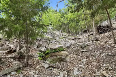 1051 N Cattlemans Crossing Dr, Kerrville, TX 78028 - Photo 38