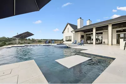 1051 N Cattlemans Crossing Dr, Kerrville, TX 78028 - Photo 36