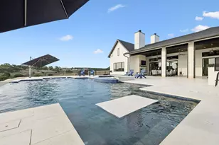 1051 N Cattlemans Xing Dr, Kerrville, TX 78028 - Photo 36